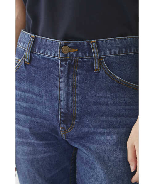 human woman（ヒューマンウーマン）の「◆スリムストレートデニム（デニムパンツ・レディース・ネイビー・SMALL/MEDIUM/LARGE/X-SMALL）」の18枚目の写真
