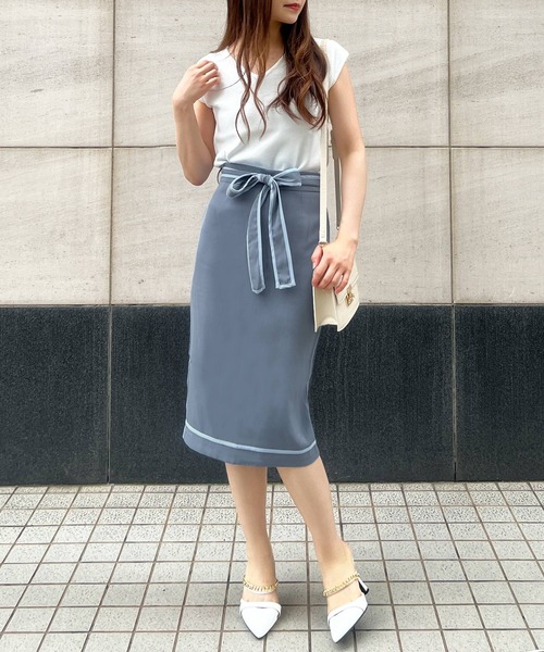Julia Boutique（ジュリアブティック）の「リボン付きパイピングタイトスカート/21727（スカート・レディース・ピンク/ブルー・ONE）」の5枚目の写真