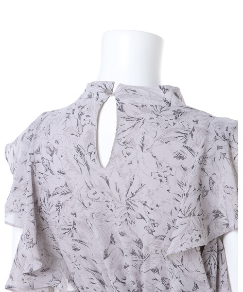 INGNI（イング）の「花柄肩あきフリルワンピース（ワンピース・レディース・グレー/オフホワイト・M）」の11枚目の写真