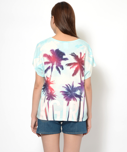 X-girl(エックスガール)の「TROPICAL BIG TOP(Tシャツ/カットソー・レディース・ライトブルー・ONE SIZE)」の4枚目の写真