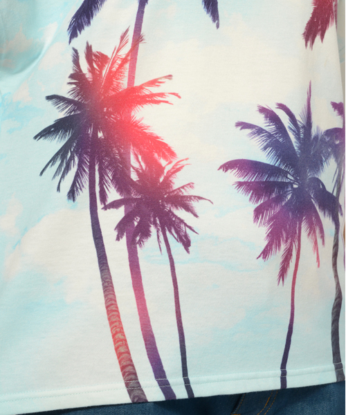 X-girl(エックスガール)の「TROPICAL BIG TOP(Tシャツ/カットソー・レディース・ライトブルー・ONE SIZE)」の6枚目の写真