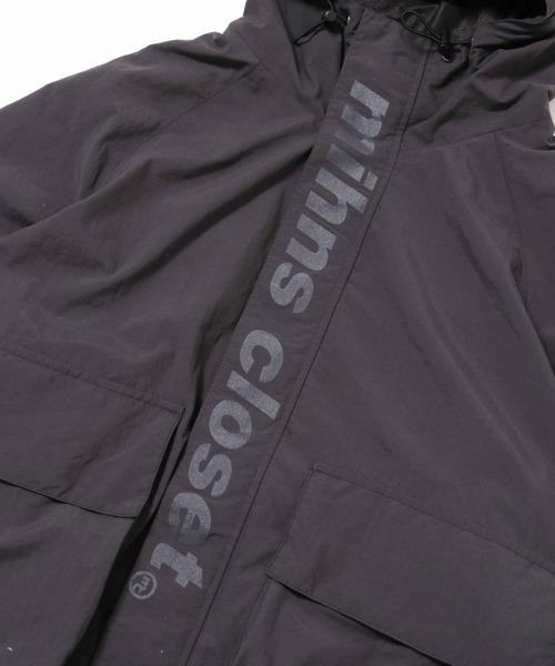 NO NEED(ノーニード)の「mihns closet ミンズクローゼット バルーンシルエットウインドパーカー(マウンテンパーカー・メンズ・グレー/スカイブルー/ブラック/イエロー・L/M)」の8枚目の写真