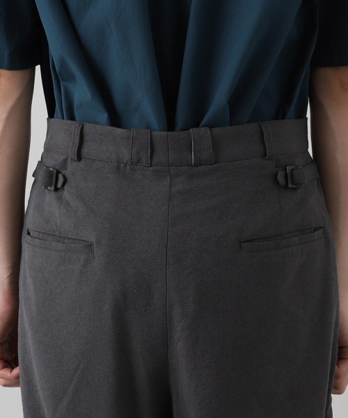 JOURNAL STANDARD(ジャーナルスタンダード)の「【ENCOMING/インカミング】ST TUCK TROUSER(その他パンツ・メンズ・ベージュ/チャコールグレー・MEDIUM/LARGE)」の8枚目の写真