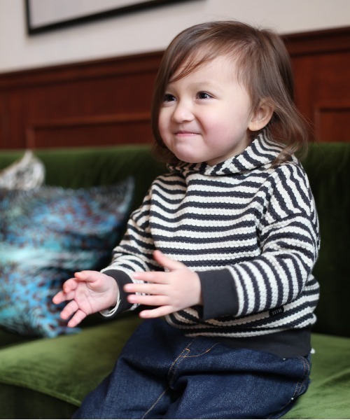 FITH（フィス）の「ポコポコインレイ 長袖 フードスウェット（スウェット・キッズ・ブラック系その他/アイボリー/ブルー/チャコールグレー・80/110/120/100/90）」の3枚目の写真