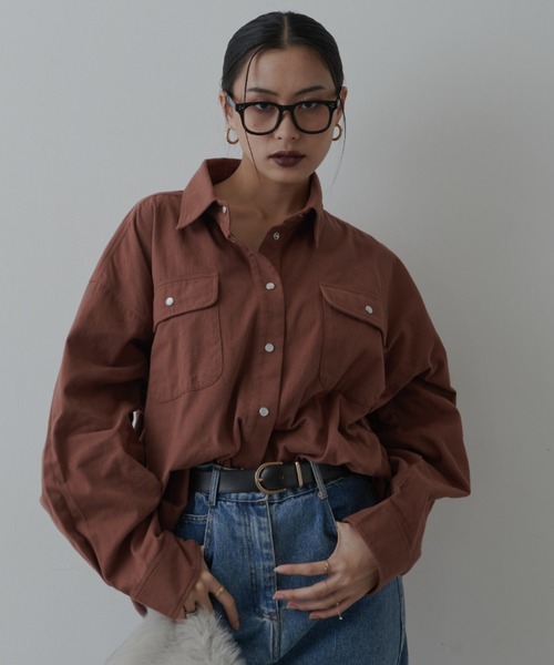 FIG&VIPER(フィグアンドバイパー)の「オーバールーズコットンシャツ(シャツ/ブラウス・レディース・ブラウン/パープル・FREE)」の21枚目の写真