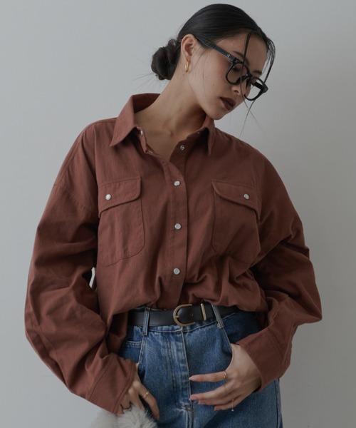 FIG&VIPER(フィグアンドバイパー)の「オーバールーズコットンシャツ(シャツ/ブラウス・レディース・ブラウン/パープル・FREE)」の16枚目の写真