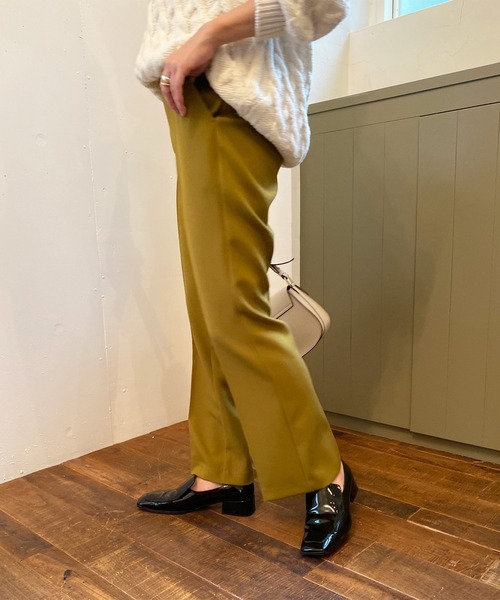 RIVE DROITE（リヴドロワ）の「シワになりづらく上品な光沢が魅力/ダブルクロスセミフレアパンツ（その他パンツ・レディース・グリーン系その他/ブラック・36/38）」の10枚目の写真