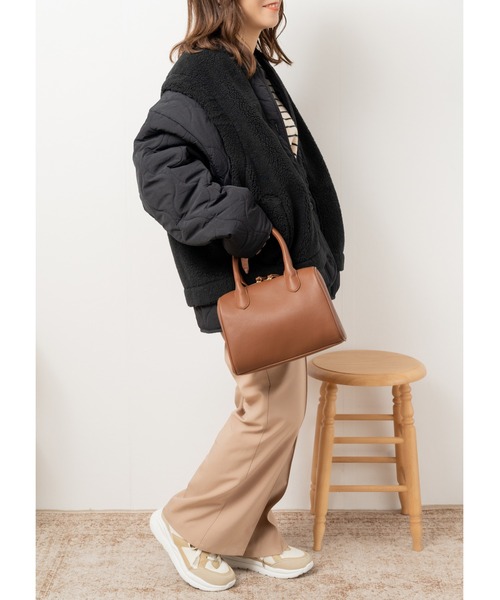 Amourire（アムリール）の「【yumi.コラボ】ボア＋キルトフェイクレイヤードブルゾン（ブルゾン・レディース・ブラック/アイボリー/カーキ・フリー）」の9枚目の写真