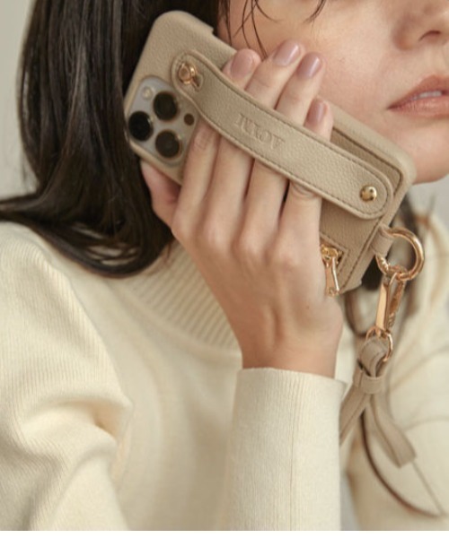 ACYM（アシーム）の「iPhone12/12/pro/13/13pro/14/14pro/15/15pro/16/16pro/14promax/15promax Strap multi iphone ケース アイフォンケース（スマホケース/カバー・レディース・ブラック/ベージュ/グレー系その他・iPhone 12/12 Pro/MEDIUM/iPhone 13 Pro/iPhone 13/14/iPhone 14 Pro/iPhone 15/iPhone 15 Pro/iPhone 14 Pro Max/iPhone 15 Pro Max/iPhone 16 Pro/iPhone 16）」の9枚目の写真