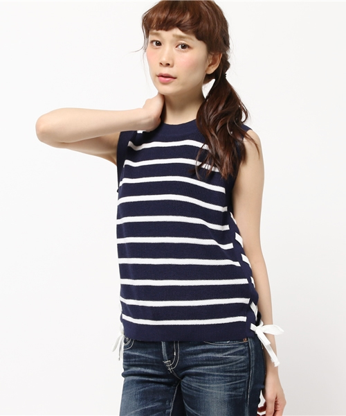 Ray BEAMS（レイビームス）の「Ray BEAMS / ボーダー サイドリボンノースリーブ（ニット/セーター・レディース・オフホワイト/ネイビー・ONE SIZE）」の2枚目の写真