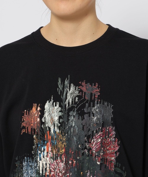 PAGEBOY(ページボーイ)の「シュレッダーフラワーロンT(Tシャツ/カットソー・レディース・ネイビー/ブラック/オフホワイト・FREE)」の20枚目の写真