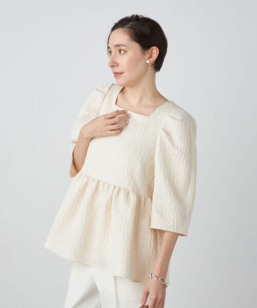 NOLLEY’S Sophi（ノーリーズソフィ）の「リップルマトラッセペプラムブラウス（シャツ/ブラウス・レディース・ブラック/オフホワイト・38）」の11枚目の写真