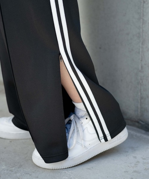 WEGO（ウィゴー）の「WEGO/トラックパンツ（スウェットパンツ・レディース・ブラック/オフホワイト/オレンジ・FREE）」の13枚目の写真