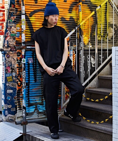 FREAK'S STORE(フリークスストア)の「【限定展開】ビッグシルエット ドロップショルダー ノースリーブ クルーネックTシャツ(Tシャツ/カットソー・メンズ・ホワイト/アッシュグレー/ブラック/グレイッシュベージュ・SMALL/MEDIUM/LARGE)」の21枚目の写真