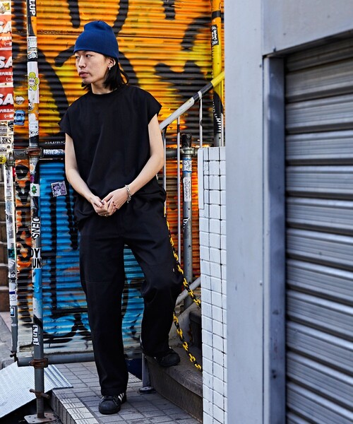 FREAK'S STORE(フリークスストア)の「【限定展開】ビッグシルエット ドロップショルダー ノースリーブ クルーネックTシャツ(Tシャツ/カットソー・メンズ・ホワイト/アッシュグレー/ブラック/グレイッシュベージュ・SMALL/MEDIUM/LARGE)」の5枚目の写真