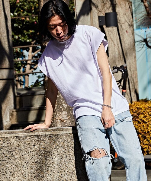 FREAK'S STORE(フリークスストア)の「【限定展開】ビッグシルエット ドロップショルダー ノースリーブ クルーネックTシャツ(Tシャツ/カットソー・メンズ・ホワイト/アッシュグレー/ブラック/グレイッシュベージュ・SMALL/MEDIUM/LARGE)」の18枚目の写真