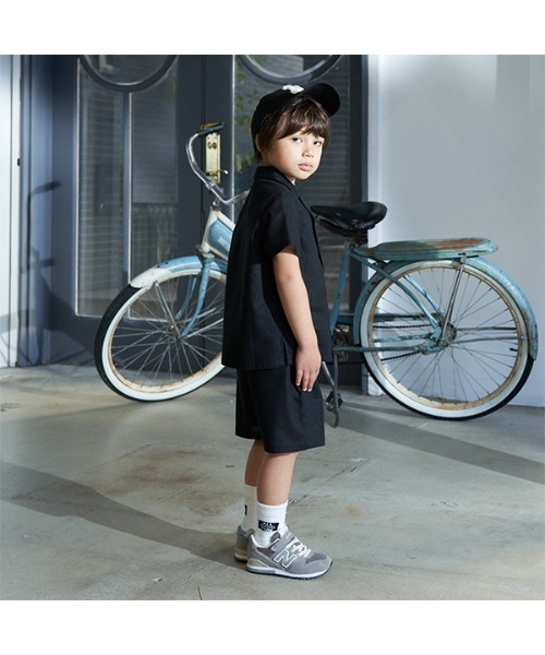 b・ROOM（ビールーム）の「オープンカラーシャツ&4分丈パンツセットアップ（アンサンブル・キッズ・ブルーグレー/グレイッシュベージュ/ブラック/ベージュ/ラベンダー・140cm/150cm/110cm/130cm/120cm）」の12枚目の写真