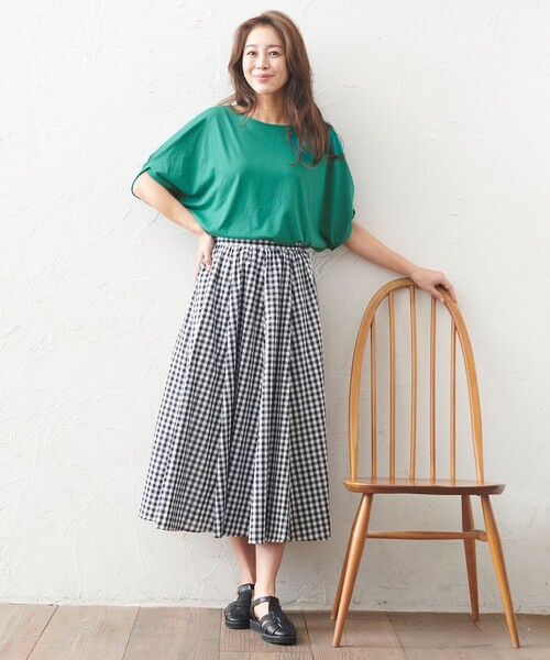 ANY（エニィ）の「【接触冷感/UVケア/シワになりにくい】ドルマンスリーブ Tブラウス（Tシャツ/カットソー・レディース・アイボリー系1/ライトグリーン系/ブルー系/オールドローズ系/アイボリー系/ブラック系/ライトグレー系/グリーン系・3/2）」の11枚目の写真