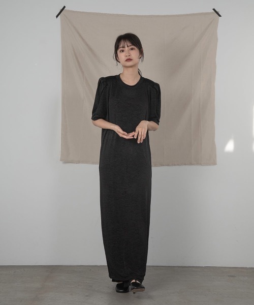 Amiur（エミレ）の「puff shoulder long ops（ワンピース・レディース・アイボリー/ブラック・FREE）」の16枚目の写真