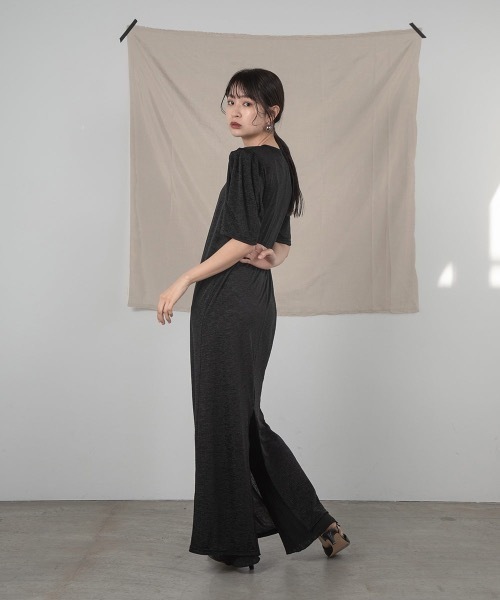 Amiur（エミレ）の「puff shoulder long ops（ワンピース・レディース・アイボリー/ブラック・FREE）」の18枚目の写真