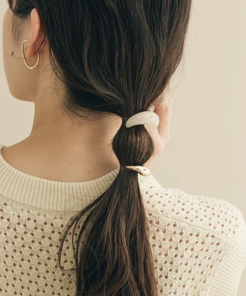 SMELLY（スメリー）の「メタルジュシヘアカフセット（ヘアゴム・レディース・ゴールド系その他・-）」の2枚目の写真