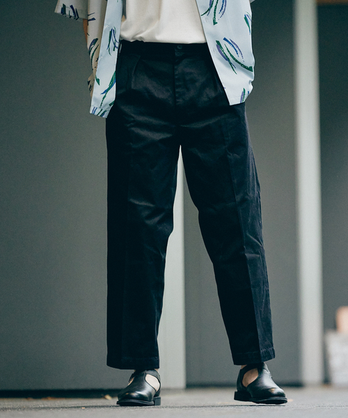 JOURNAL STANDARD（ジャーナルスタンダード）の「ドライツイル タックイン トラウザーズパンツ（スラックス・メンズ・ブラック/ベージュ/ネイビー/グレー・MEDIUM/LARGE/SMALL）」の19枚目の写真