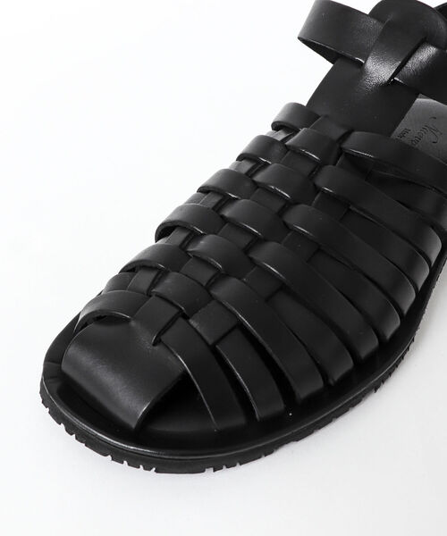 NOLLEY'S goodman(ノーリーズグッドマン)の「【NUOVO NICAR/ヌオヴォ ニカール】別注VACCHETTA MESH グルカサンダル(サンダル・メンズ・ブラック・40/42/41)」の2枚目の写真