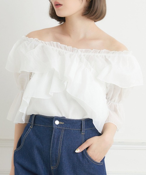 ems excite（エムズエキサイト）の「フリルオフショルBL（シャツ/ブラウス・レディース・ブラック系その他/ピンク/ホワイト・FREE）」の2枚目の写真