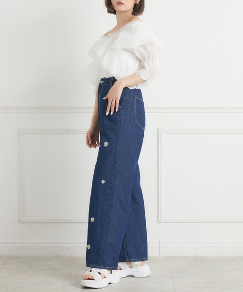 ems excite（エムズエキサイト）の「フリルオフショルBL（シャツ/ブラウス・レディース・ブラック系その他/ピンク/ホワイト・FREE）」の4枚目の写真