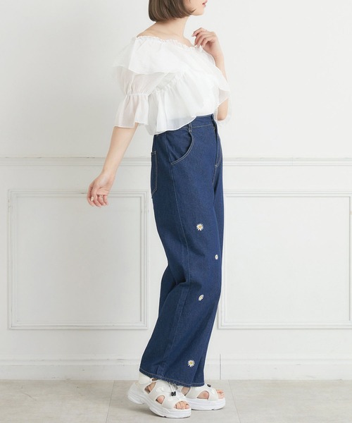 ems excite（エムズエキサイト）の「フリルオフショルBL（シャツ/ブラウス・レディース・ブラック系その他/ピンク/ホワイト・FREE）」の5枚目の写真