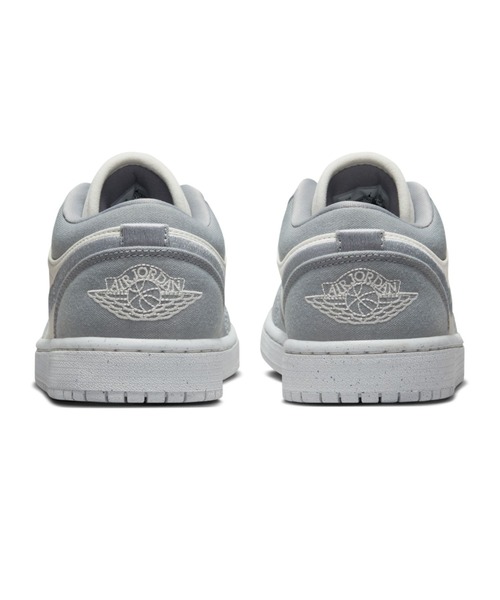 NIKE（ナイキ）の「【NIKE】AIR JORDAN 1 LOW（スニーカー・レディース・ライトグレー・22.5cm/23cm/23.5cm/24cm/24.5cm/25cm）」の5枚目の写真