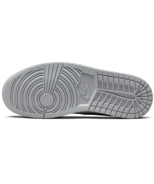 NIKE（ナイキ）の「【NIKE】AIR JORDAN 1 LOW（スニーカー・レディース・ライトグレー・22.5cm/23cm/23.5cm/24cm/24.5cm/25cm）」の8枚目の写真