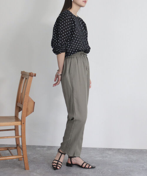 fredy emue(フレディエミュ)の「シアードット2WAYブラウス(シャツ/ブラウス・レディース・ホワイト系その他/ブラック系その他/グリーン系その他・38)」の8枚目の写真