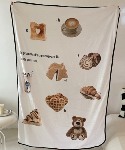 Made in I（メイドインアイ）の「コラージュグラフィックブランケット（ブランケット・レディース・A/C/B・FREE）」の8枚目の写真