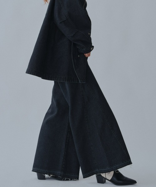 manana suerte（マニャーナスエルテ）の「デニムバギーパンツ（デニムパンツ・レディース・ブラック/ブルー・2/FREE）」の12枚目の写真