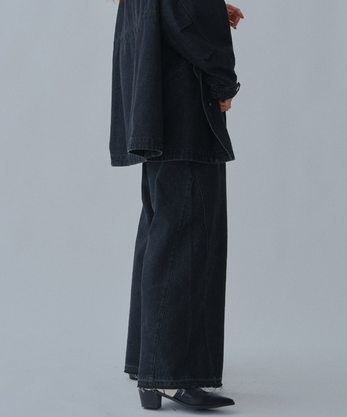 manana suerte（マニャーナスエルテ）の「デニムバギーパンツ（デニムパンツ・レディース・ブラック/ブルー・2/FREE）」の13枚目の写真