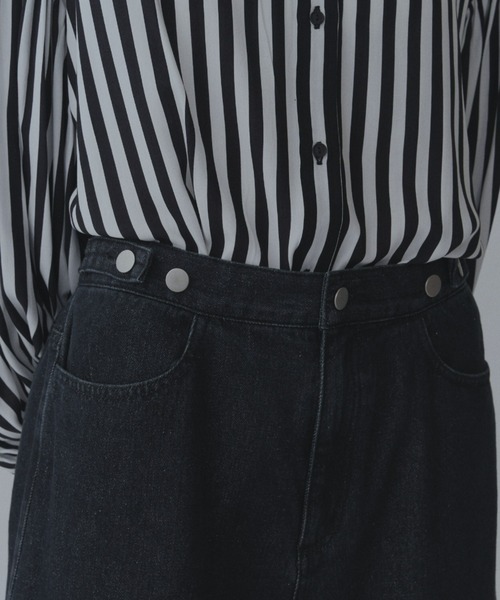 manana suerte（マニャーナスエルテ）の「デニムバギーパンツ（デニムパンツ・レディース・ブラック/ブルー・2/FREE）」の14枚目の写真
