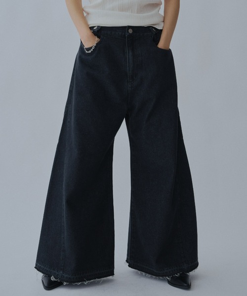 manana suerte（マニャーナスエルテ）の「デニムバギーパンツ（デニムパンツ・レディース・ブラック/ブルー・2/FREE）」の3枚目の写真