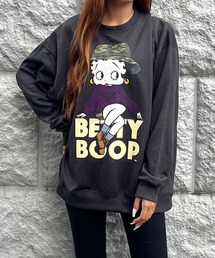 迷彩バケハBETTYBOOPトレーナー