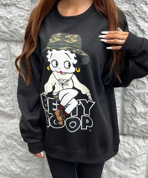 GLAMOROUS JANE(グラマラスジェーン)の「迷彩バケハBETTYBOOPトレーナー(スウェット・レディース・オフホワイト/チャコールグレー/ブラック・FREE)」の11枚目の写真