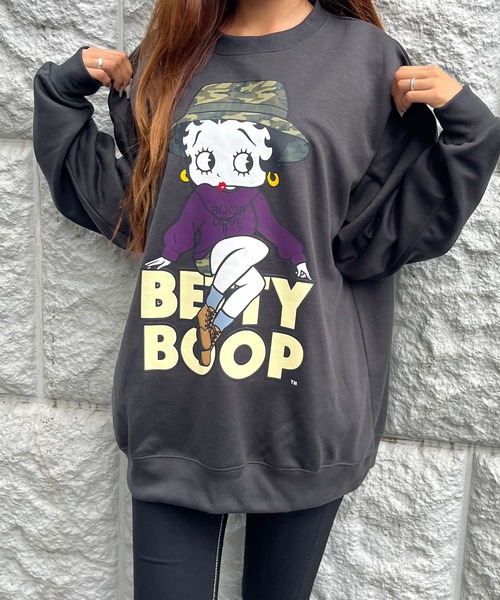 GLAMOROUS JANE(グラマラスジェーン)の「迷彩バケハBETTYBOOPトレーナー(スウェット・レディース・オフホワイト/チャコールグレー/ブラック・FREE)」の14枚目の写真