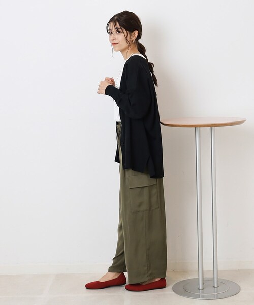 SHOO・LA・RUE(シューラルー)の「◆ポンチョ風ニットカーディガン(カーディガン/ボレロ・レディース・ダークグリーン/ブラック/ブラウン系その他/ナチュラル・00)」の7枚目の写真