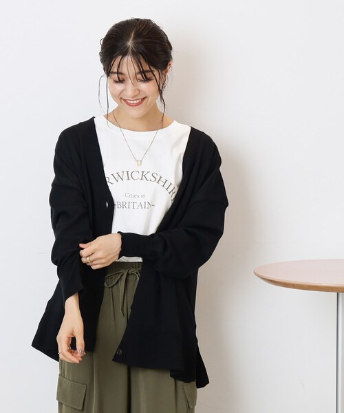 SHOO・LA・RUE(シューラルー)の「◆ポンチョ風ニットカーディガン(カーディガン/ボレロ・レディース・ダークグリーン/ブラック/ブラウン系その他/ナチュラル・00)」の9枚目の写真
