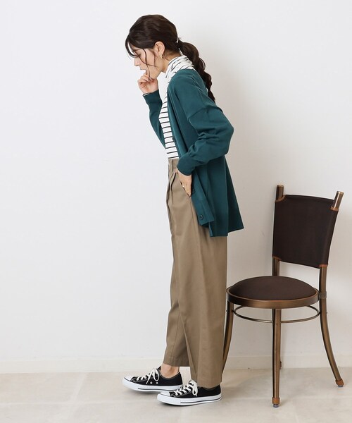SHOO・LA・RUE(シューラルー)の「◆ポンチョ風ニットカーディガン(カーディガン/ボレロ・レディース・ダークグリーン/ブラック/ブラウン系その他/ナチュラル・00)」の13枚目の写真