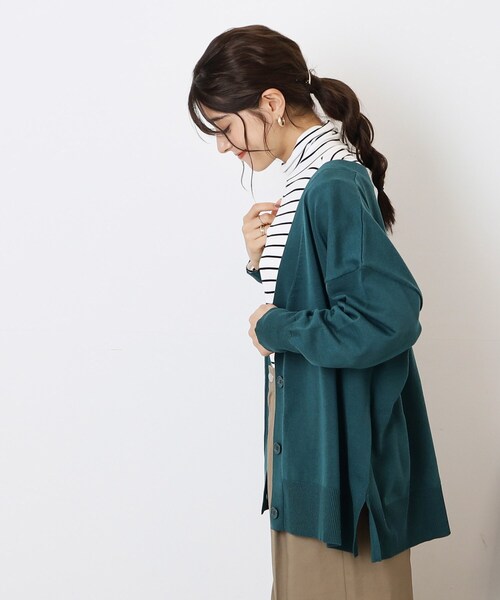 SHOO・LA・RUE(シューラルー)の「◆ポンチョ風ニットカーディガン(カーディガン/ボレロ・レディース・ダークグリーン/ブラック/ブラウン系その他/ナチュラル・00)」の16枚目の写真