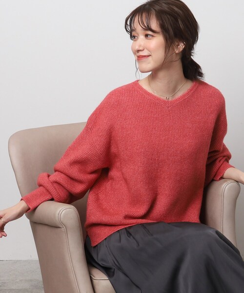 DRESKIP（ドレスキップ）の「◆【体型カバー】ふわふわ素材が女性らしいVネックニット（ニット/セーター・レディース・ダークグレー/イエロー系その他/ピンク系/グリーン/ブルー系その他/ライトベージュ・02/03/04）」の18枚目の写真