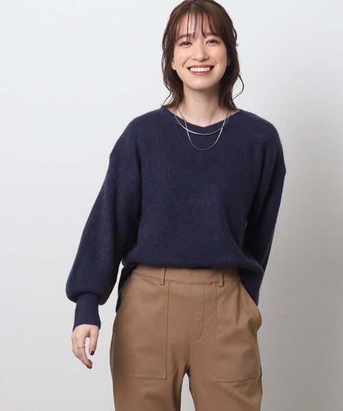 DRESKIP（ドレスキップ）の「◆【体型カバー】ふわふわ素材が女性らしいVネックニット（ニット/セーター・レディース・ダークグレー/イエロー系その他/ピンク系/グリーン/ブルー系その他/ライトベージュ・02/03/04）」の20枚目の写真