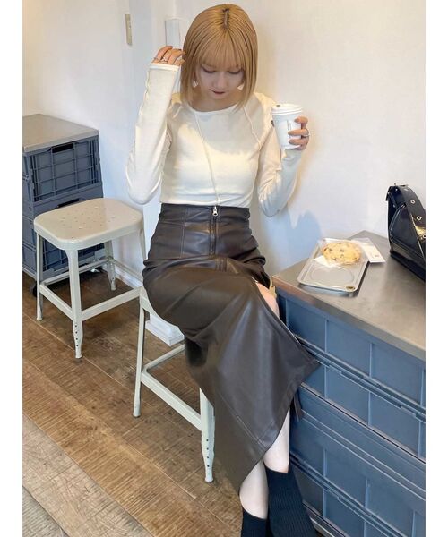 MURUA（ムルーア）の「ランダムスイッチカットトップス（Tシャツ/カットソー・レディース・ライトブルー/グレー/ライトグリーン/アイボリー・FREE）」の8枚目の写真