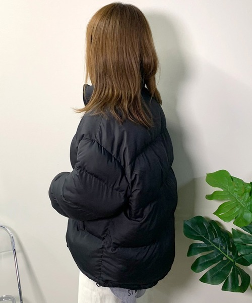 CRB（シーアールビー）の「ハイネック中綿ブルゾン（ブルゾン・レディース・アイボリー/ブラック・F）」の5枚目の写真