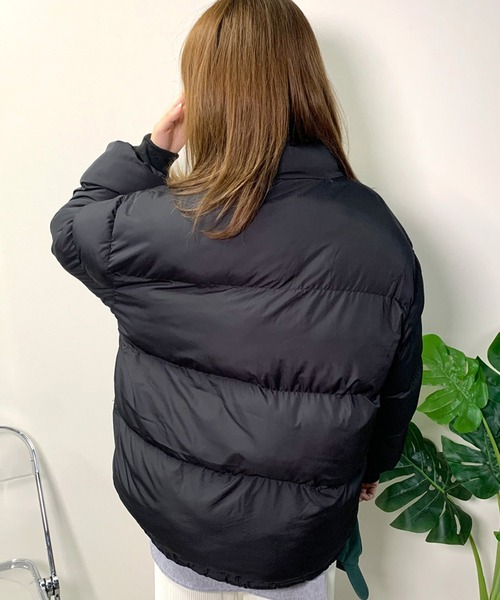 CRB（シーアールビー）の「ハイネック中綿ブルゾン（ブルゾン・レディース・アイボリー/ブラック・F）」の6枚目の写真